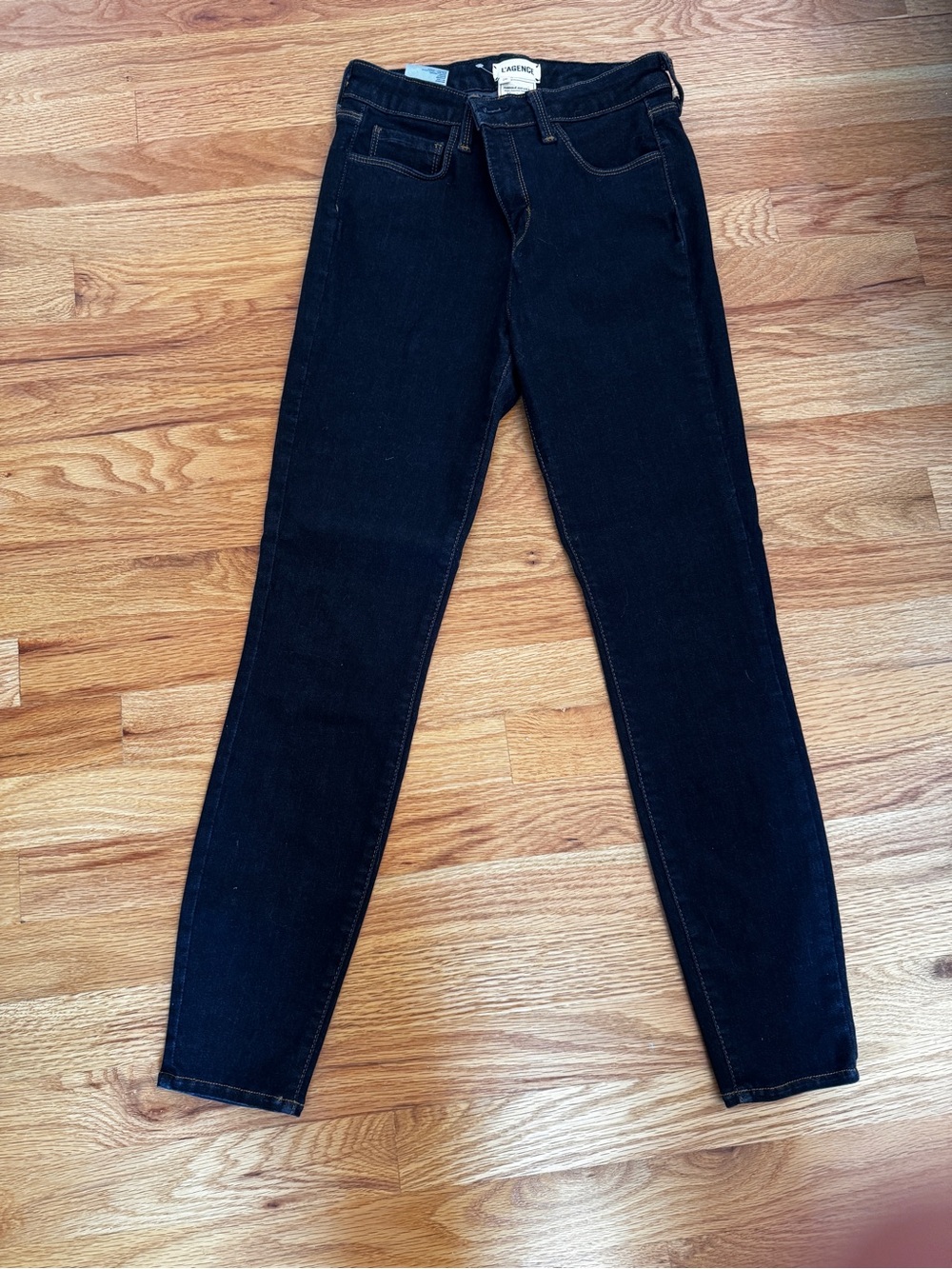 L'AGENCE Dark Blue Skinny Jeans. Wonderful Condition!